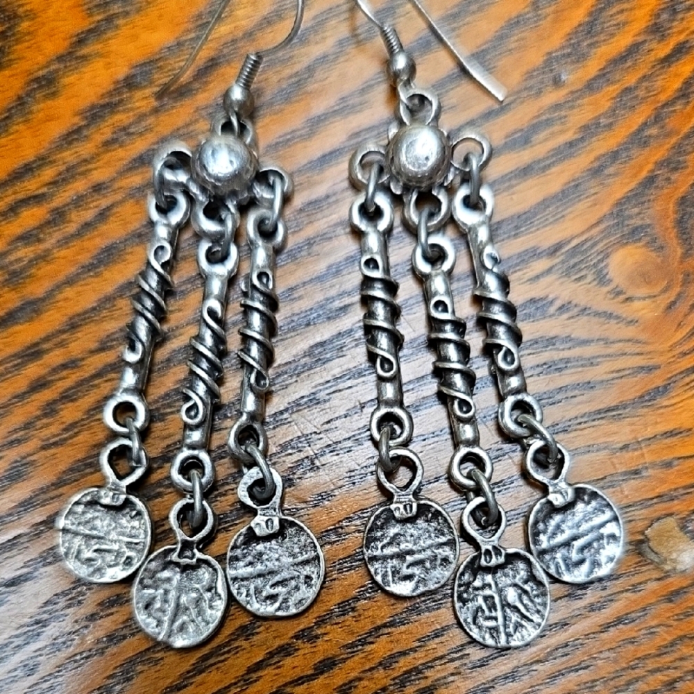Earings